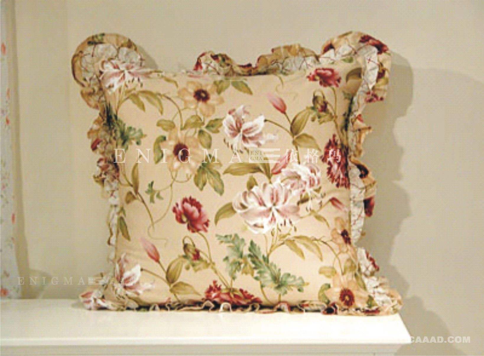 依格玛抱枕-艾米丽